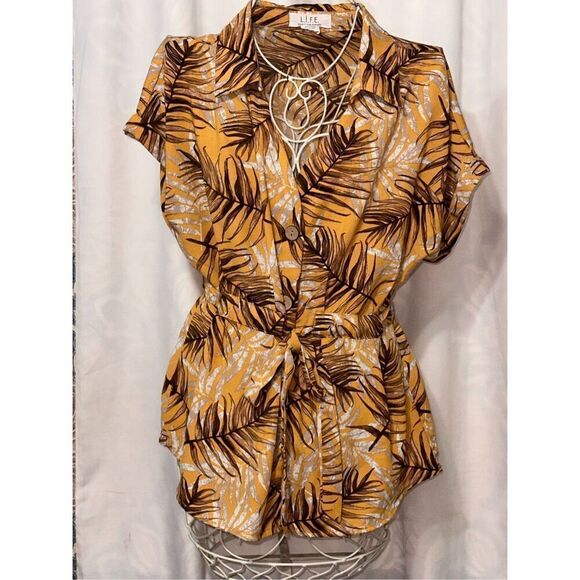Beautiful women L.I.F.E. Love is for Eternity Button Front V-Neck Blouse Gold Tr - Picture 1 of 5